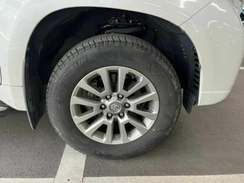 LAND CRUISER PRADO-5