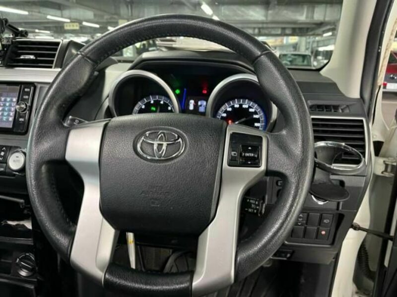 LAND CRUISER PRADO-17
