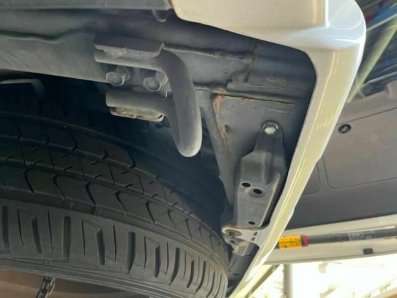 LAND CRUISER PRADO-23
