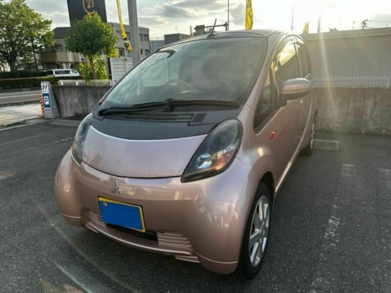 MITSUBISHI I