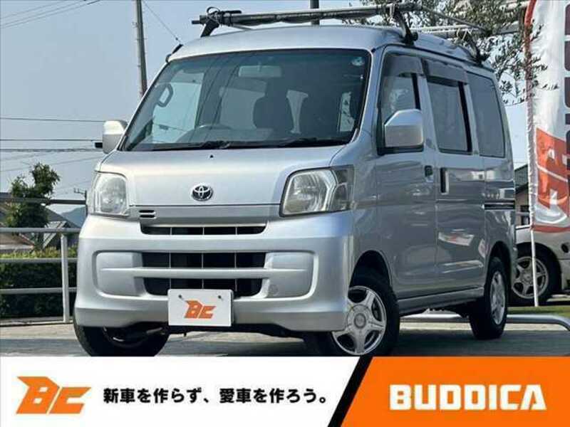 TOYOTA PIXIS VAN