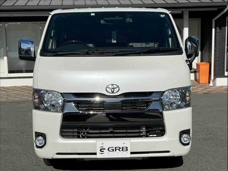 HIACE VAN-1