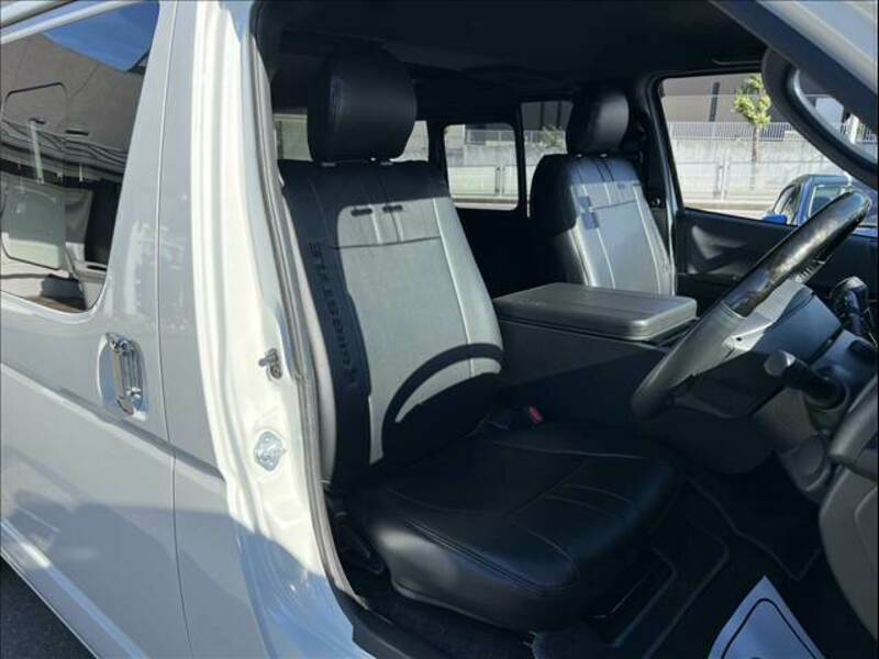 HIACE VAN-6