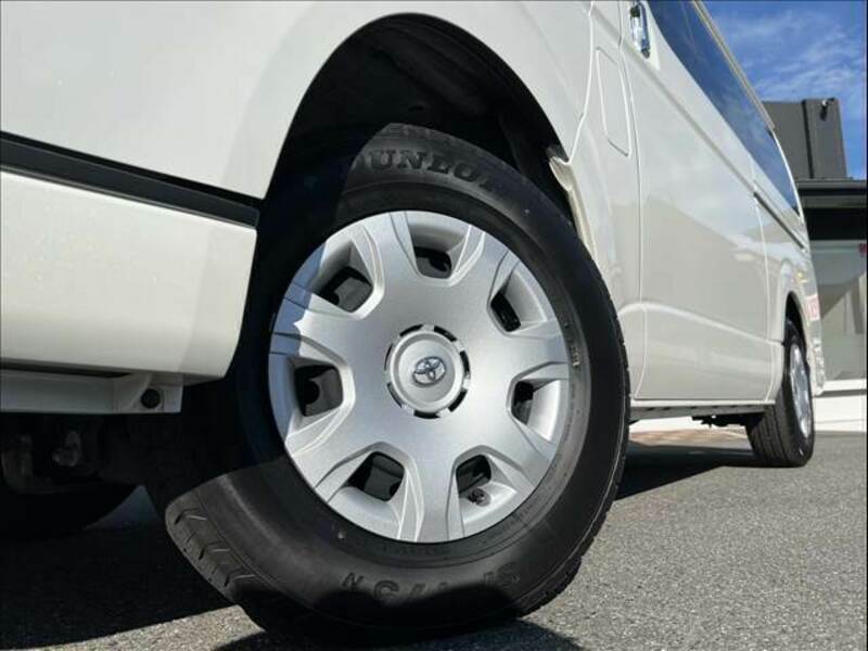 HIACE VAN-8