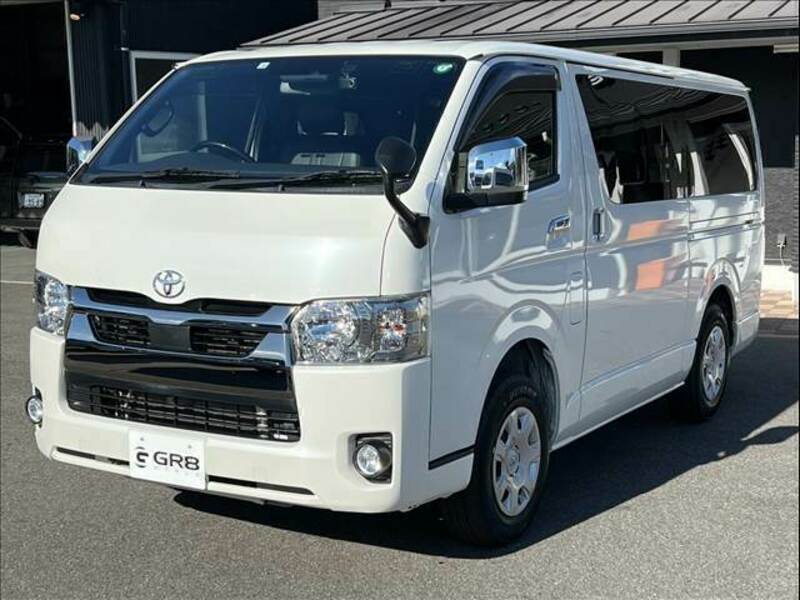 HIACE VAN-11