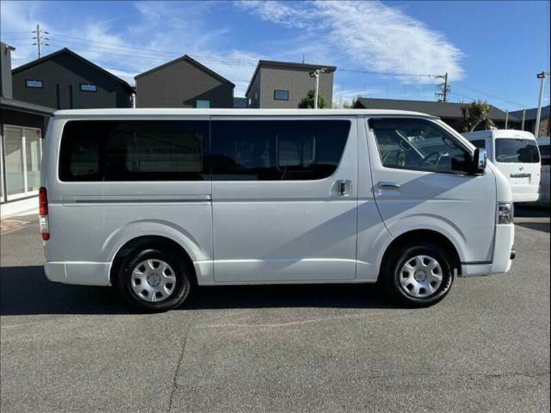 HIACE VAN-12