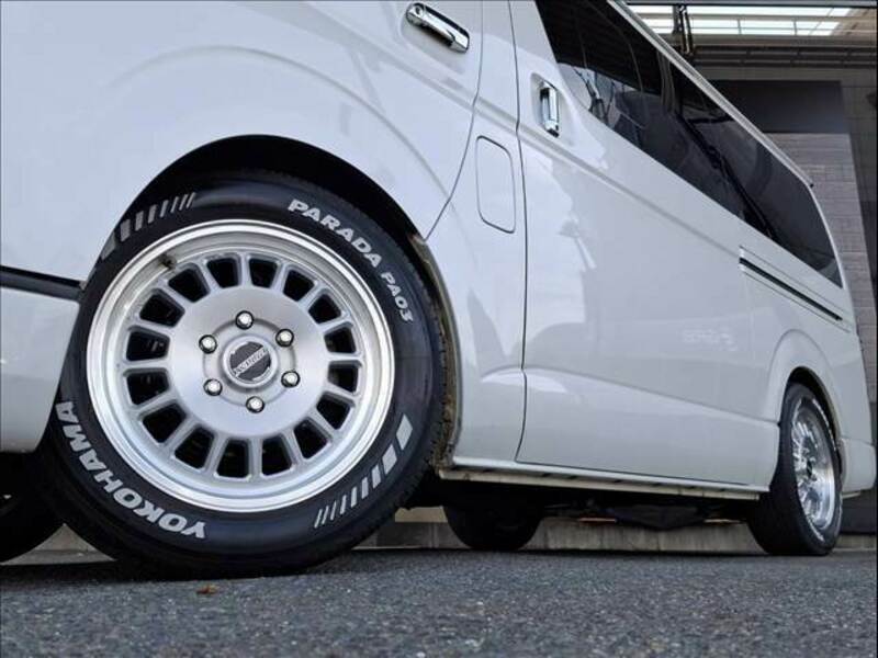 HIACE VAN