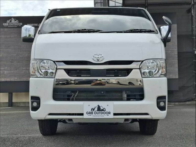 HIACE VAN-1