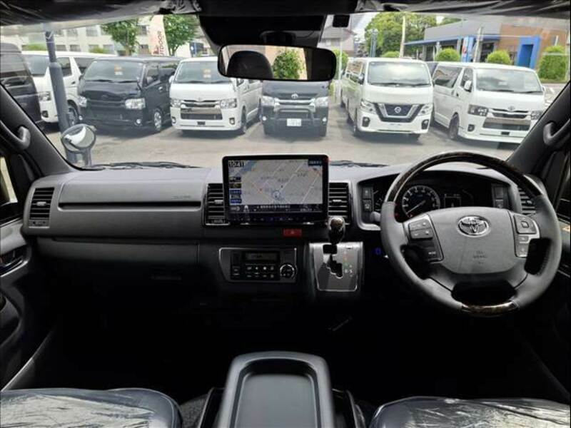 HIACE VAN-3