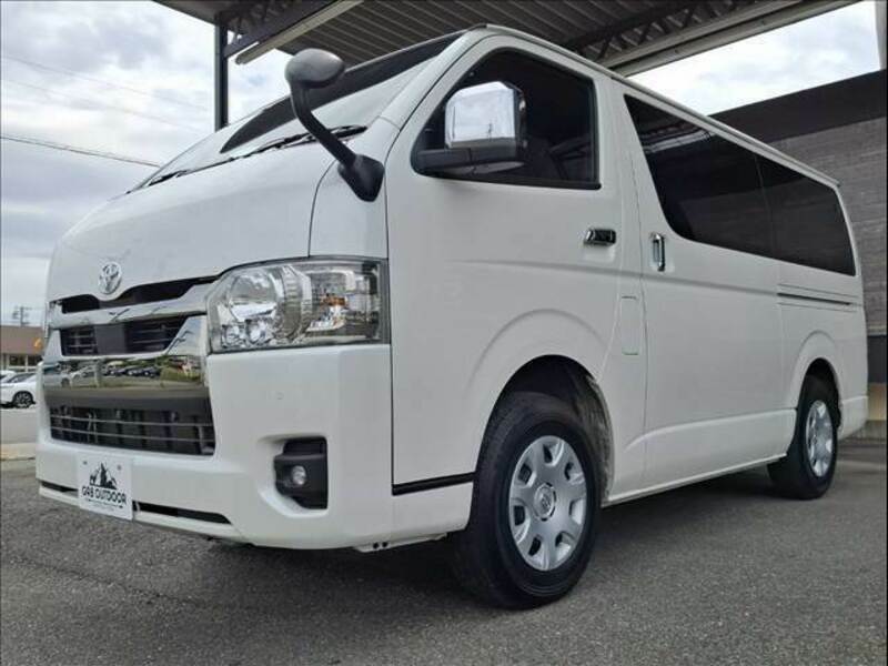 HIACE VAN-11
