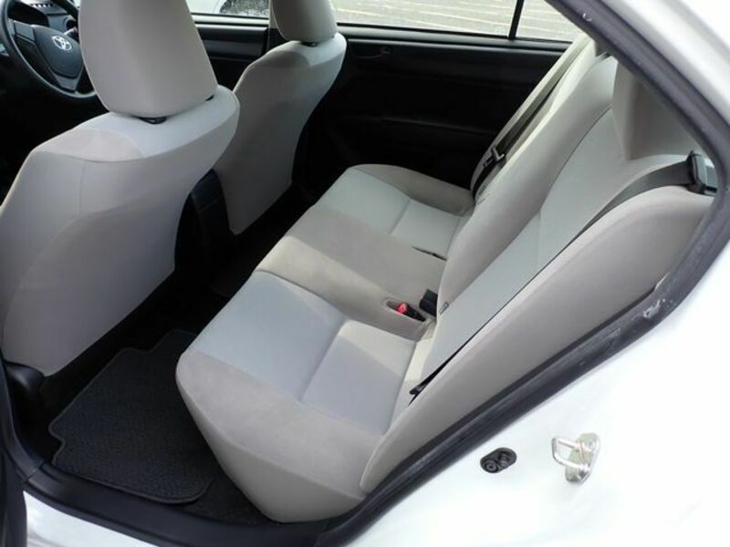 COROLLA AXIO