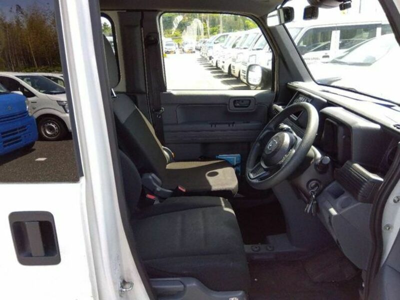 N-VAN