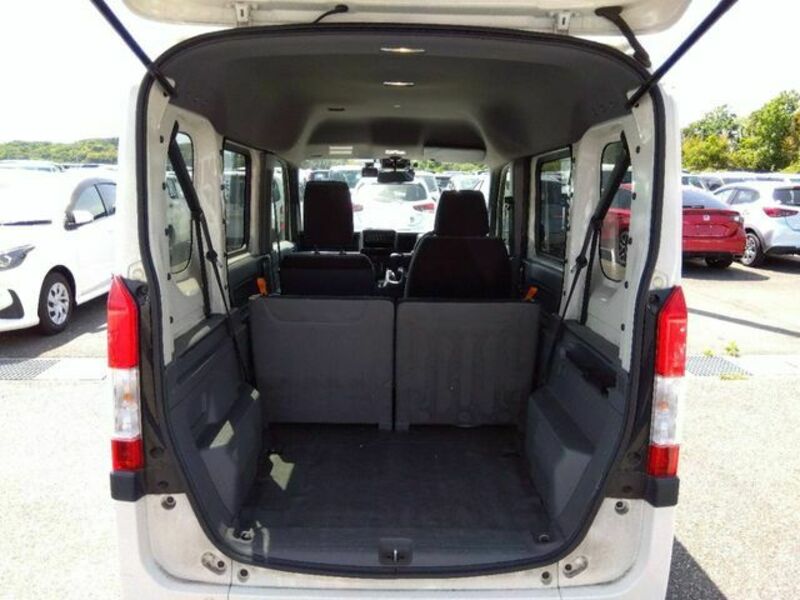 N-VAN