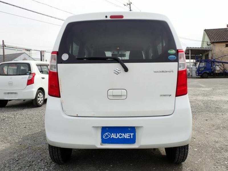 WAGON R