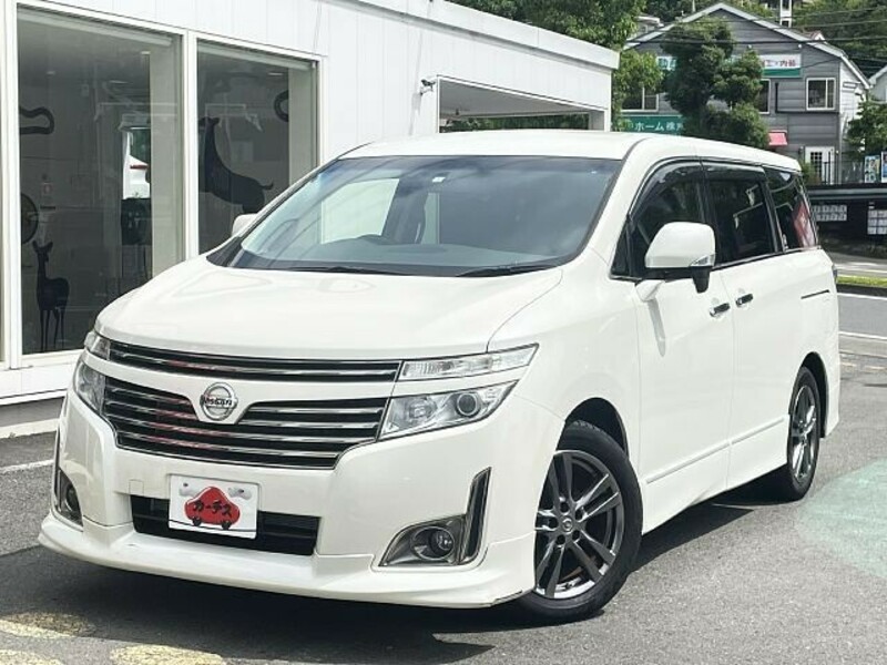NISSAN ELGRAND