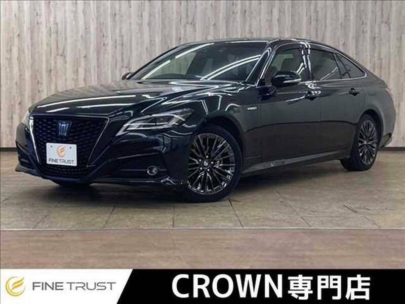 TOYOTA CROWN