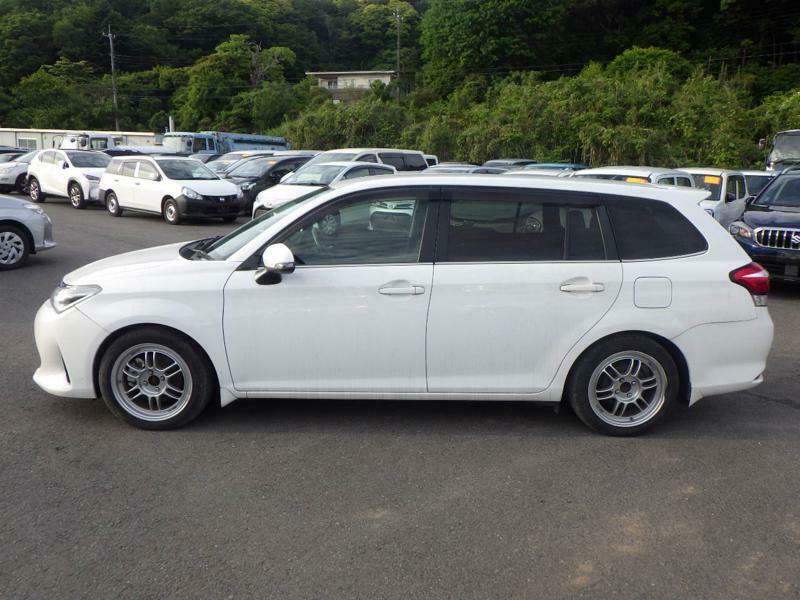 COROLLA FIELDER