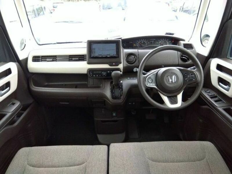 N BOX