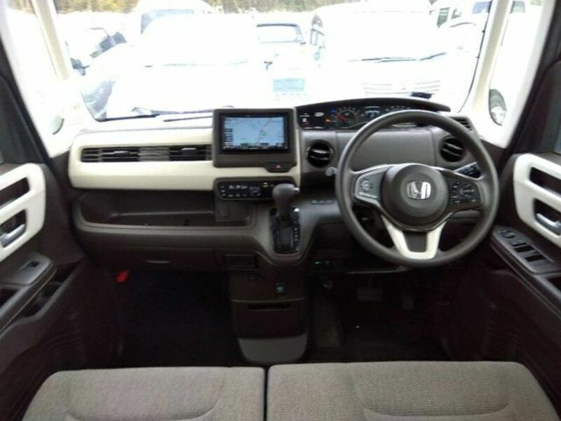 N BOX