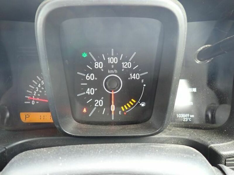 N-VAN
