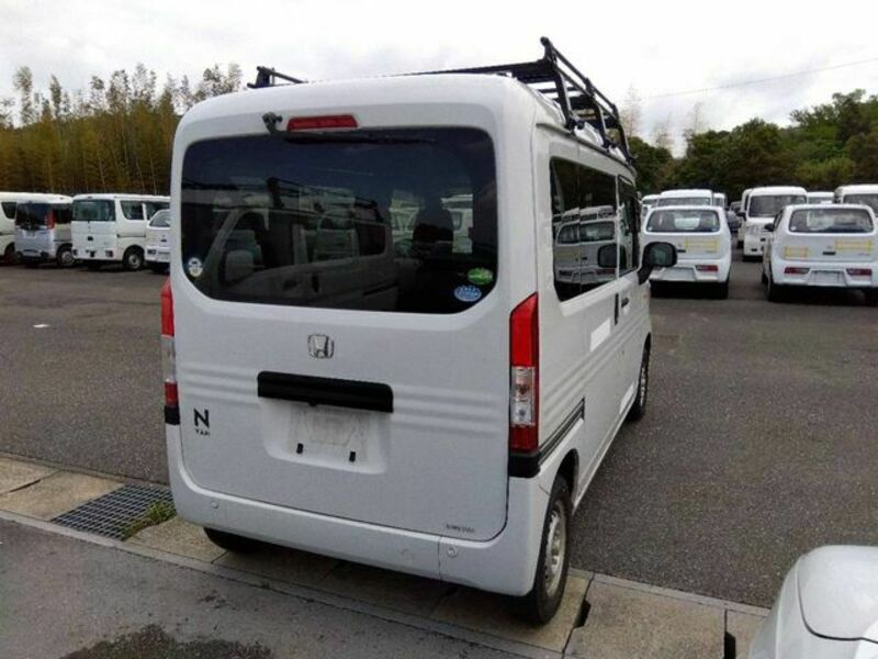 N-VAN