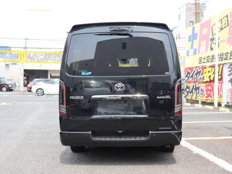 HIACE VAN-7