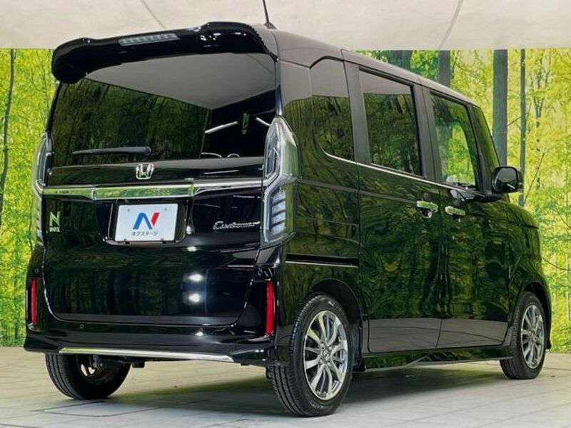 N BOX CUSTOM