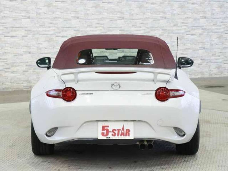 ROADSTER