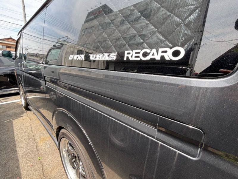 HIACE VAN