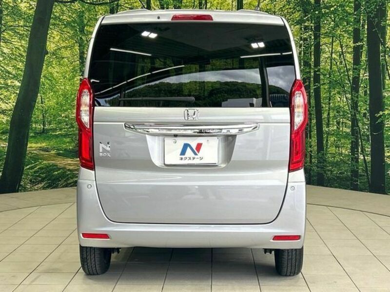 N BOX