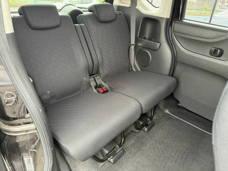 N BOX CUSTOM-18