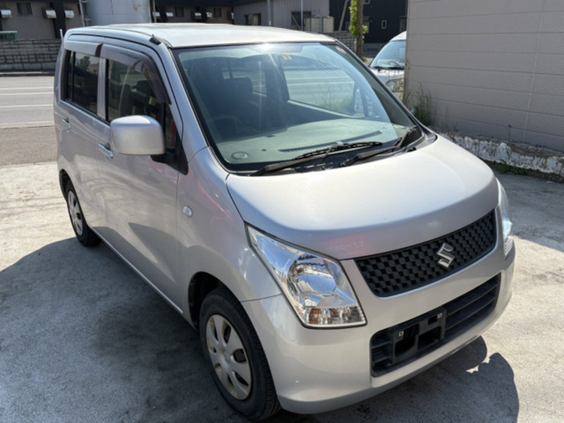 WAGON R