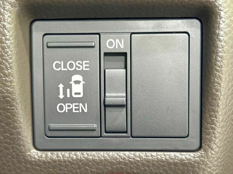 N BOX