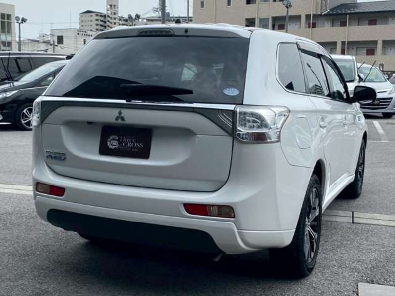 OUTLANDER PHEV