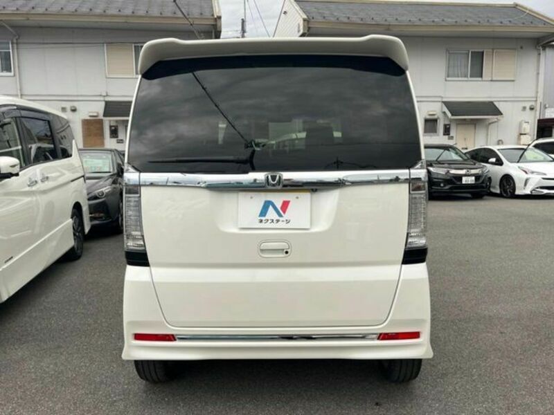 N BOX CUSTOM
