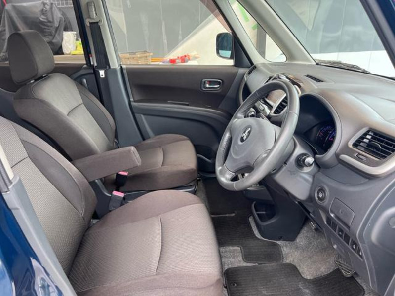 DELICA D2