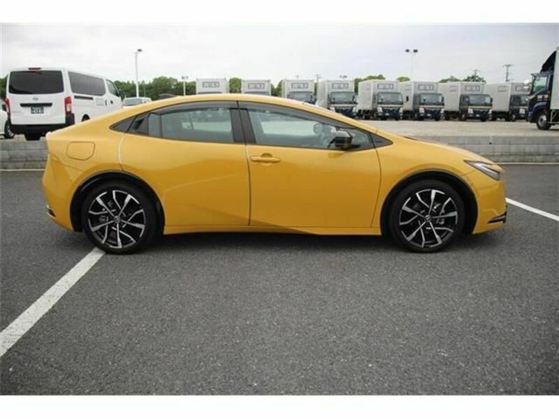 PRIUS PHV