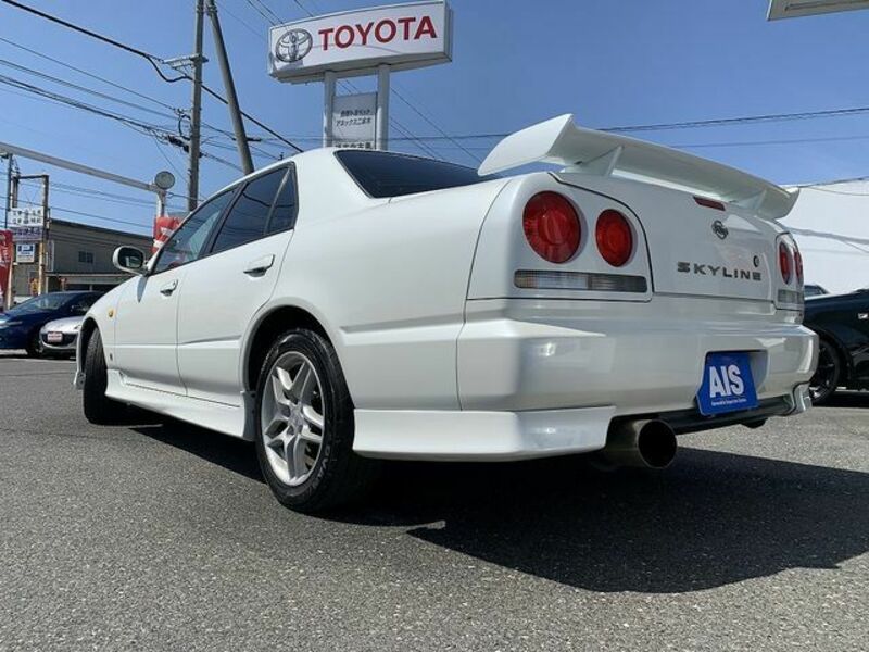 SKYLINE