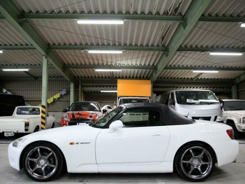 S2000