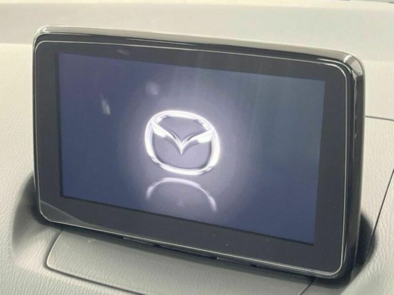 MAZDA2