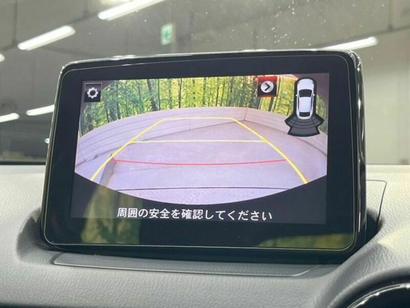 MAZDA2