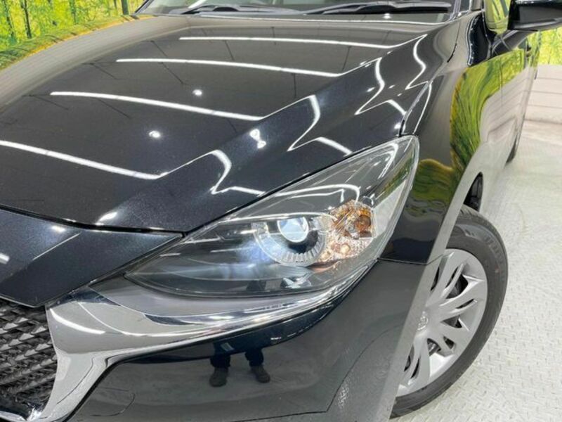MAZDA2