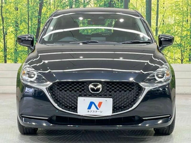 MAZDA2