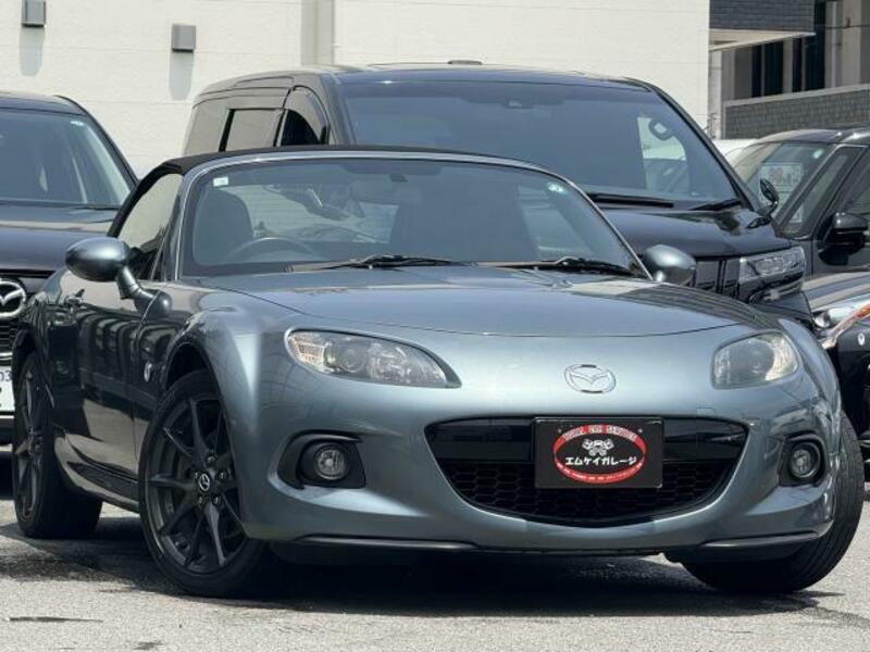 ROADSTER