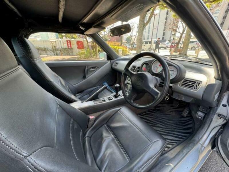 COROLLA LEVIN
