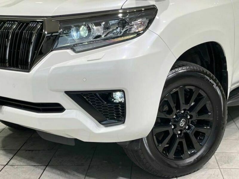 LAND CRUISER PRADO-11