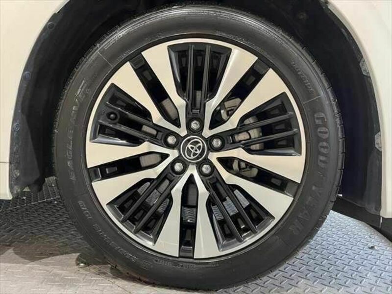 VELLFIRE-16