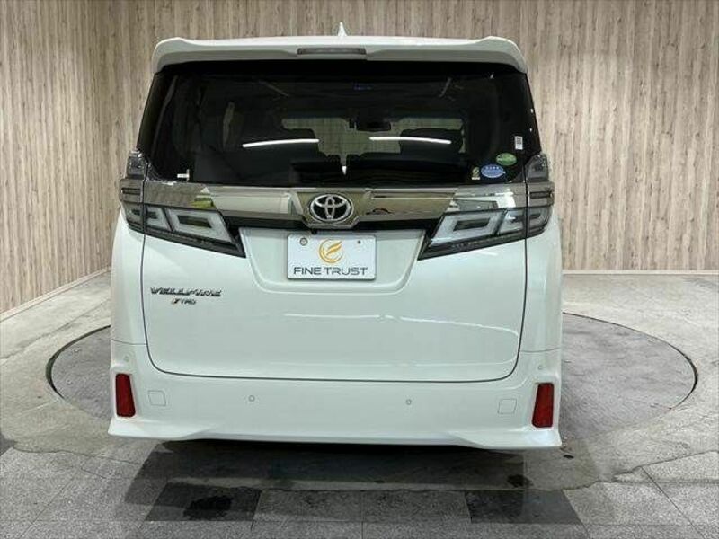 VELLFIRE-21