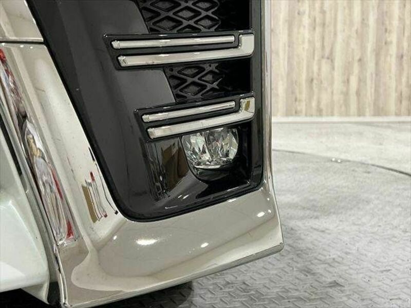 VELLFIRE-27