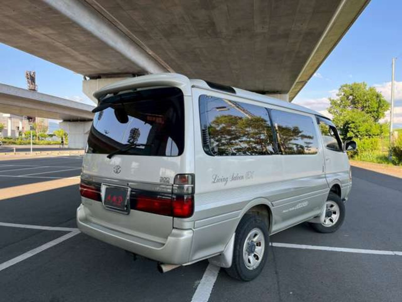 HIACE